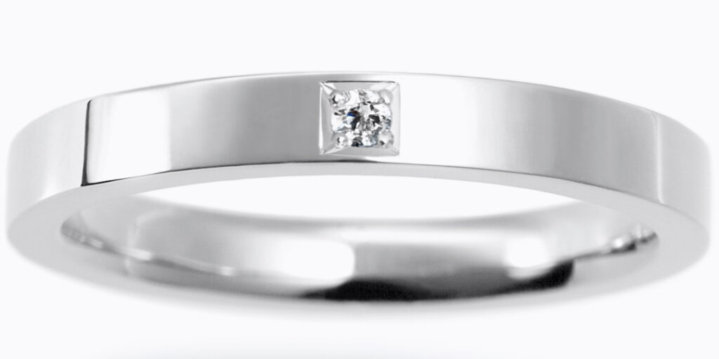 鍛造の結婚指輪にダイヤモンドを留める方法 マス留め