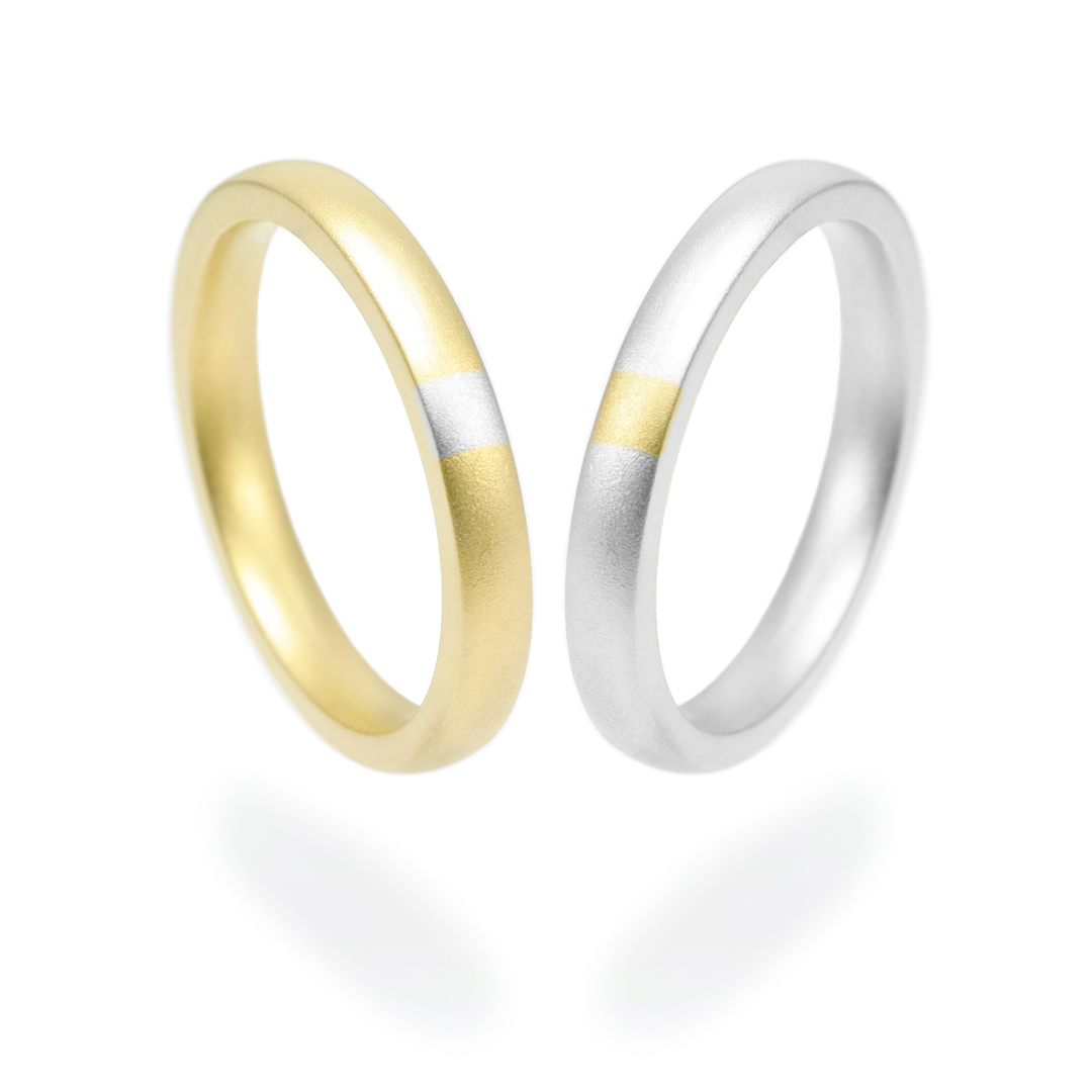 鍛造の結婚指輪 オーバル ホーニング 光線コンビネーション 2.5mm