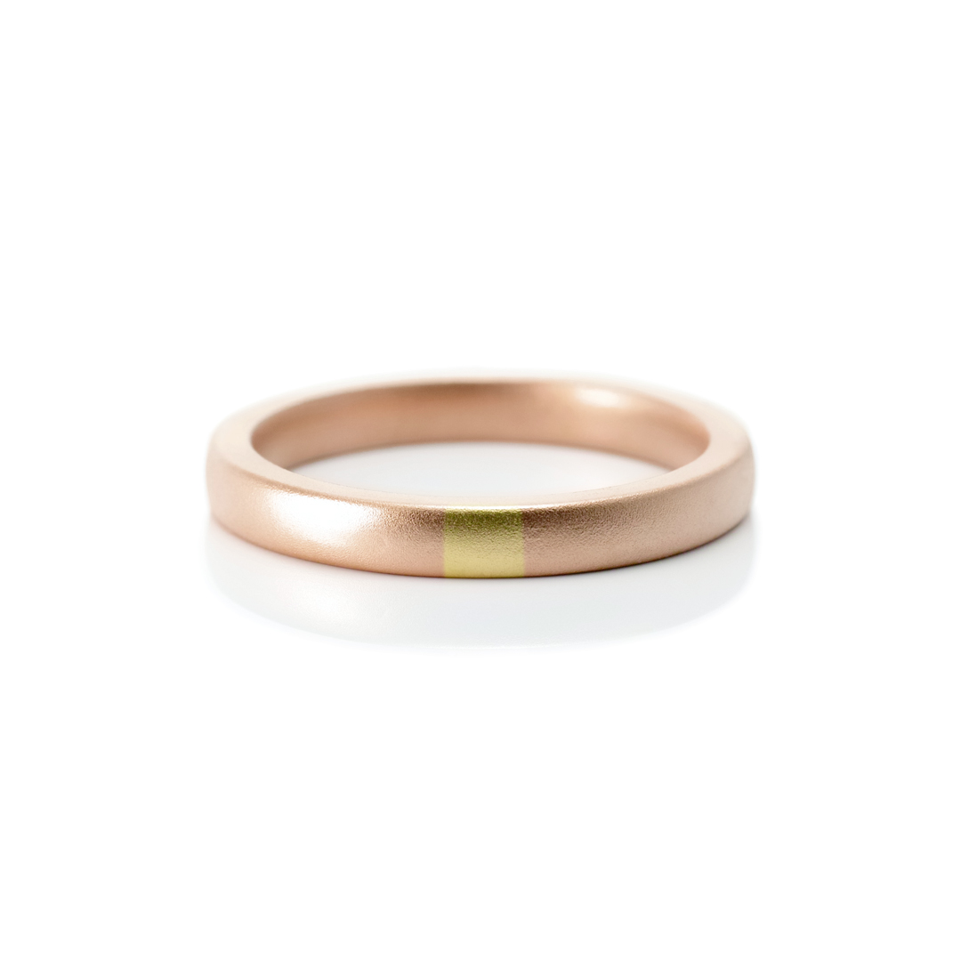 鍛造の結婚指輪 オーバル ホーニング 光線コンビネーション 2.5mm